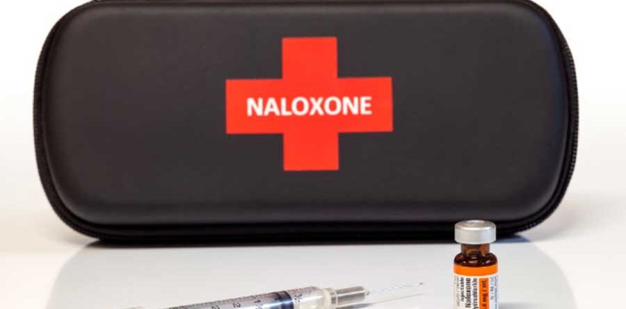 How Naloxone Works in Treating Opioid Addiction
